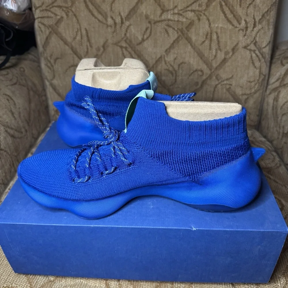 Adidas Humanrace Sichona Pharrell GW4880 Men's 10‎ New in box